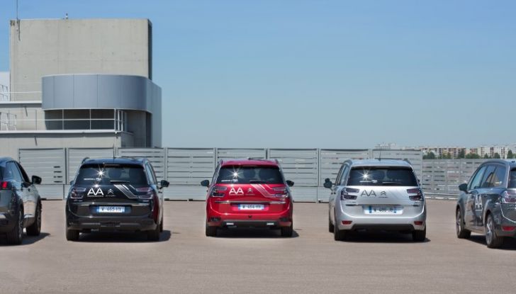 Peugeot e Citroen con la guida autonoma per 200 persone - Foto 5 di 31