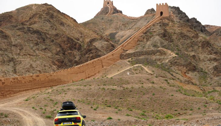 Citroën Avventura Gialla: la C4 Cactus arriva alla Muraglia Cinese - Foto 7 di 8