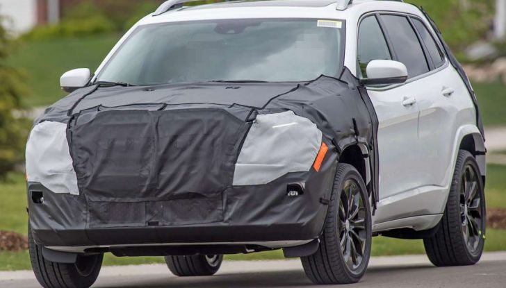 Jeep Cherokee restyling 2018: informazioni e gamma motori - Foto 21 di 21