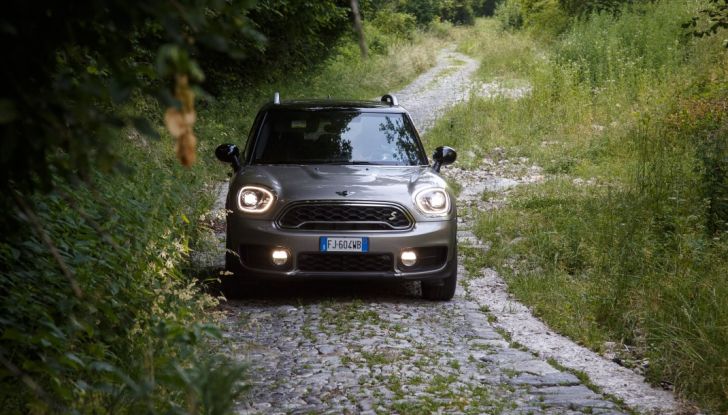 Prova su strada Mini Cooper S E Countryman All4, a voi l’ibrida Plug-In - Foto 34 di 35
