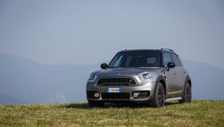 Prova su strada Mini Cooper S E Countryman All4, a voi l’ibrida Plug-In - Foto 12 di 35