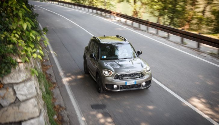 Prova su strada Mini Cooper S E Countryman All4, a voi l’ibrida Plug-In - Foto 30 di 35