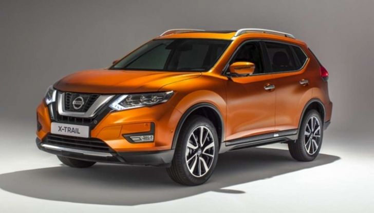Nissan X-Trail restyling: versioni a 5 e 7 posti anche 4×4 - Foto 1 di 9