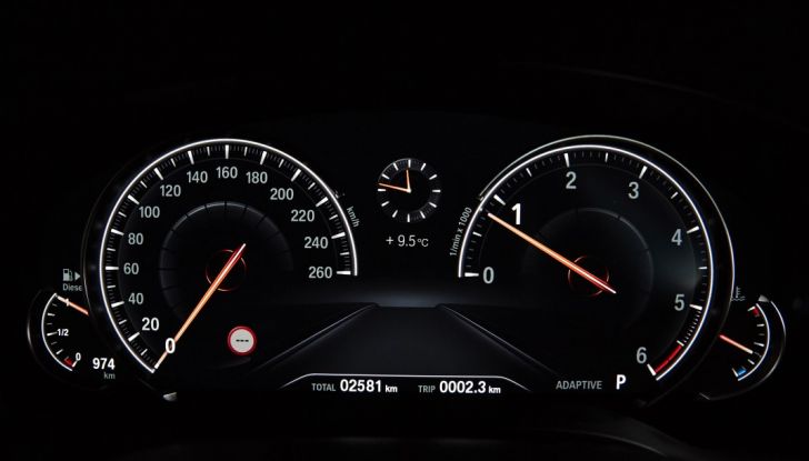 Nuova BMW Serie 5 Touring: Business Class su quattro ruote - Foto 17 di 31