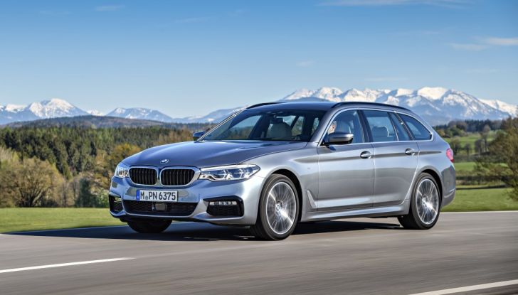 Nuova BMW Serie 5 Touring: Business Class su quattro ruote - Foto 18 di 31