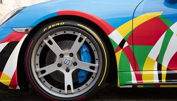 Pirelli e Ugo Nespolo protagonisti al Salone dell’Auto di Torino - Foto 2 di 8