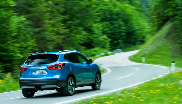Nuova Nissan Qashqai 2017: prova su strada, nuovi motori e più comfort - Foto 19 di 46