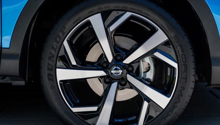 Nuova Nissan Qashqai 2017: prova su strada, nuovi motori e più comfort - Foto 32 di 46