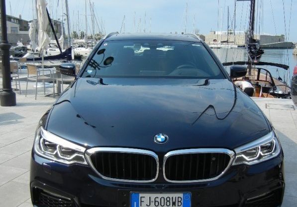 Nuova BMW Serie 5 Touring: Business Class su quattro ruote - Foto 22 di 31