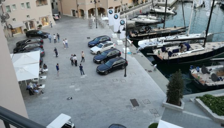 Nuova BMW Serie 5 Touring: Business Class su quattro ruote - Foto 26 di 31