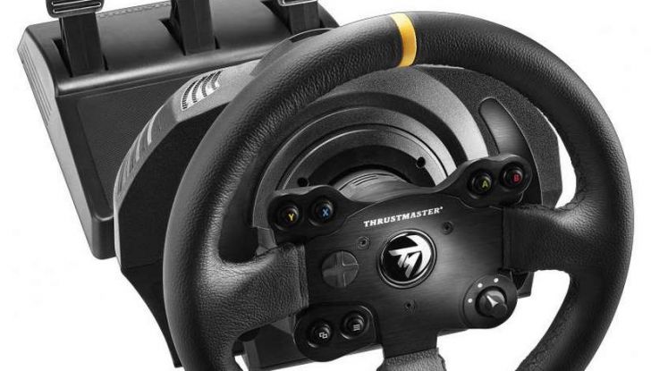Thrustmaster TX Leather Edition, recensione del migliore volante per Xbox One - Foto 3 di 5
