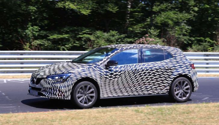 Renault Megane RS Trophy-R, nuovo record al Nordschleife - Foto 20 di 24