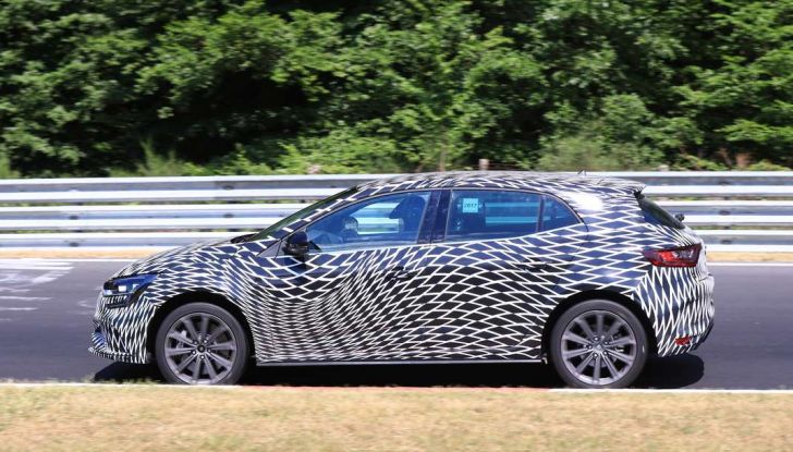 Renault Megane RS Trophy-R, nuovo record al Nordschleife - Foto 21 di 24