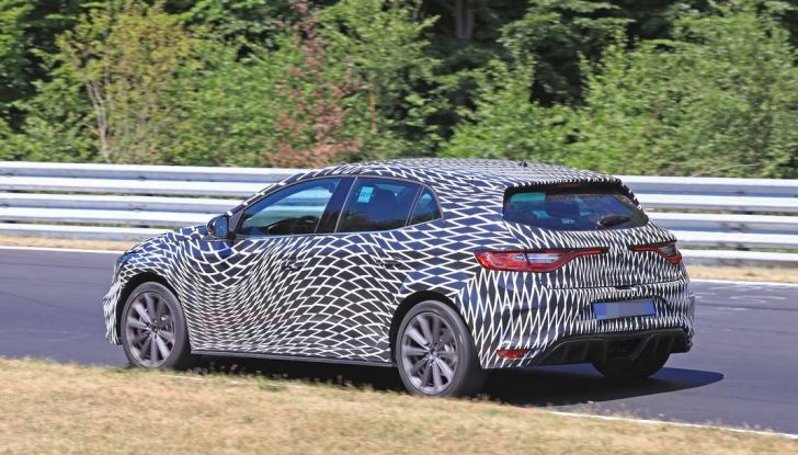 Renault Megane RS Trophy-R, nuovo record al Nordschleife - Foto 5 di 24