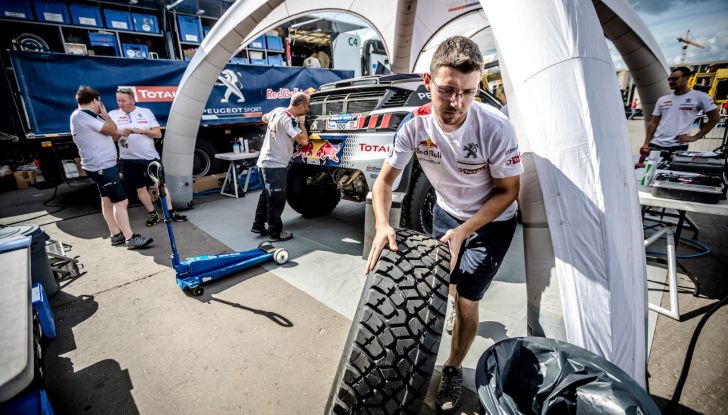 Le voci dei protagonisti del Silk Way Rally 2017 - Foto 2 di 4