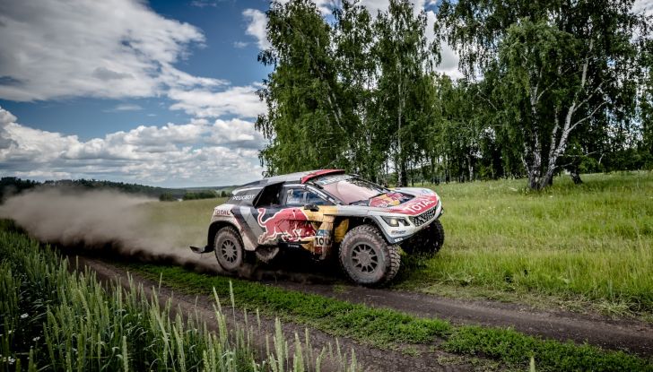 Peugeot non si stanca di salire sul podio al Silk Way Rally - Foto 3 di 5