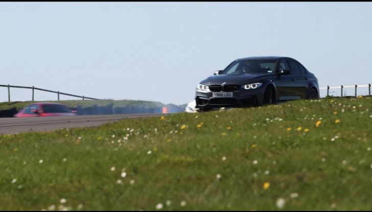 Alfa Romeo Giulia: un guasto nella sfida contro BMW M3 e Mercedes C63 AMG - Foto 2 di 29