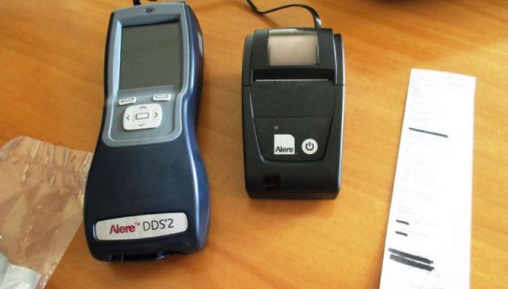 Drogometro, il dispositivo che svela chi guida sotto effetto di droghe - Foto 7 di 10