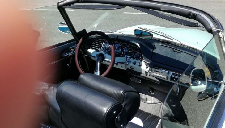 Citroën DS 21 Cabriolet, prova su strada della madre delle DS Cabrio - Foto 9 di 15