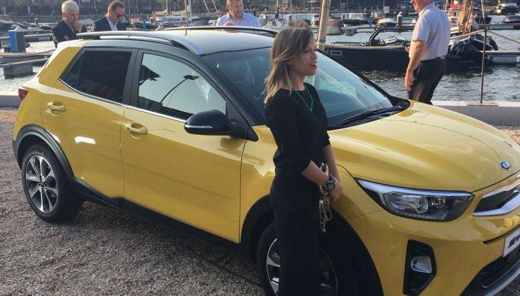 Kia Stonic, prova su strada del crossover urbano compatto - Foto 11 di 11