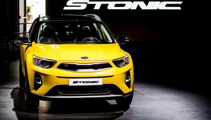 Kia Stonic, prova su strada del crossover urbano compatto - Foto 8 di 11