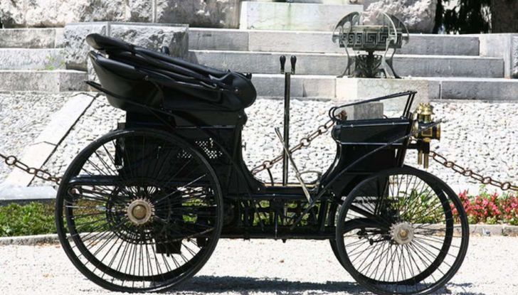 La prima auto in Italia, la Peugeot Tipo 3 telaio 25, rimessa in moto a Vicenza - Foto 1 di 7