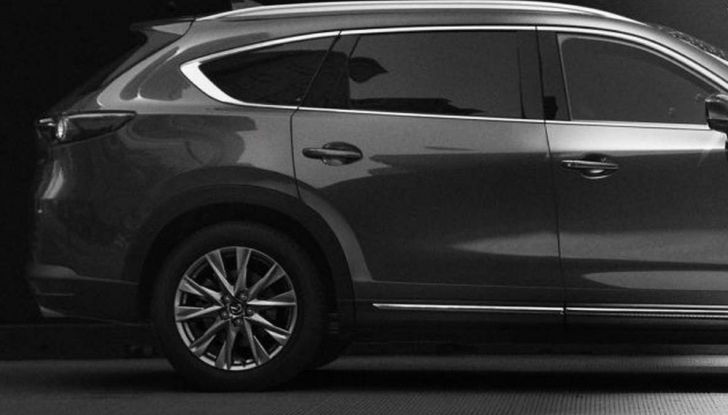 Mazda CX-8, il nuovo SUV a 7 posti - Foto 4 di 5
