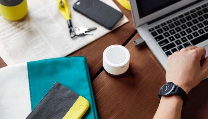 Trapani Peugeot, Borse Mini, occhiali Porsche e molto altro fra i gadget delle case auto - Foto 9 di 11