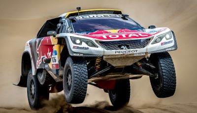Peugeot salda al comando nella nona tappa del Silk Way Rally