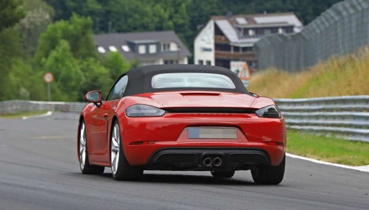 Porsche 718 Boxster GTS 2018, primi dettagli - Foto 12 di 19