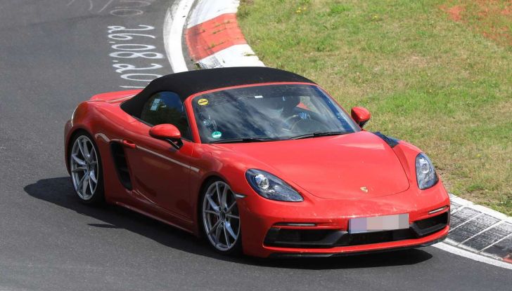 Porsche 718 Boxster GTS 2018, primi dettagli - Foto 13 di 19