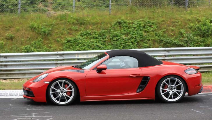 Porsche 718 Boxster GTS 2018, primi dettagli - Foto 9 di 19