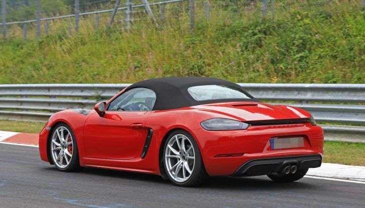 Porsche 718 Boxster GTS 2018, primi dettagli - Foto 10 di 19
