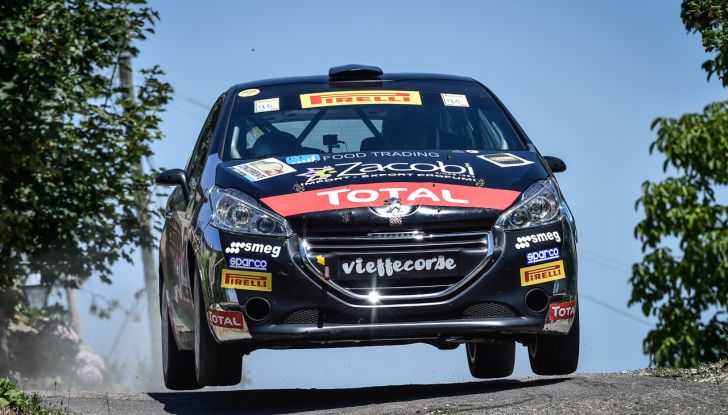 Razzini al comando del trofeo Peugeot Competition Rally - Foto 1 di 5