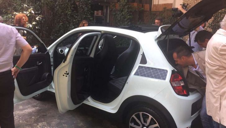 Renault Twingo LA PARISIENNE, serie limitata con prezzi da 14.550 euro - Foto 13 di 15
