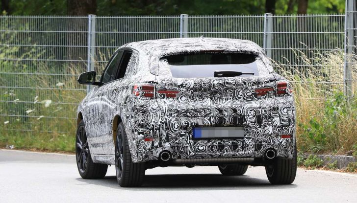 BMW X2 2018, le prime foto spia del SUV coupé - Foto 7 di 14