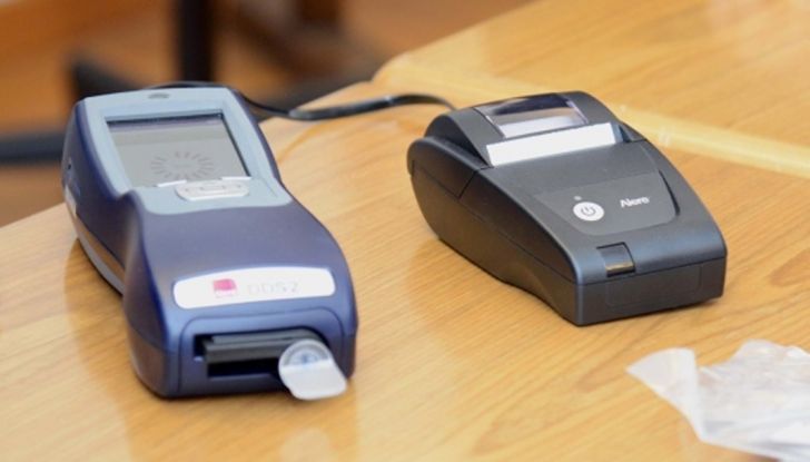 Drogometro, il dispositivo che svela chi guida sotto effetto di droghe - Foto 5 di 10