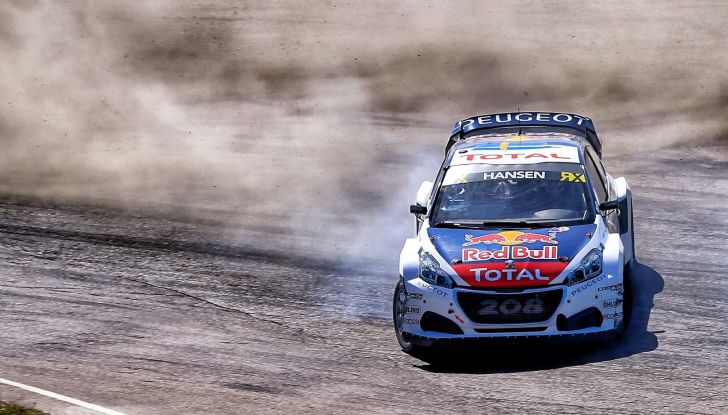 Le Peugeot 208 WRX nel tempio del Rallycross a Lohéac - Foto 1 di 4