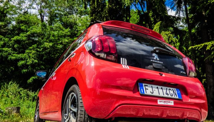 Test Peugeot 108 Collection VS Peugeot iON: Elettrica contro Citycar - Foto 8 di 39