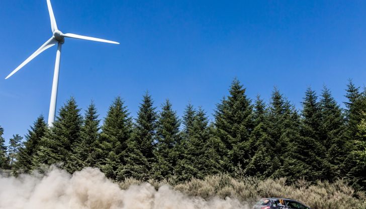 Peugeot penalizzata dalle forature al Barum Czech Rally Zlin - Foto 2 di 2