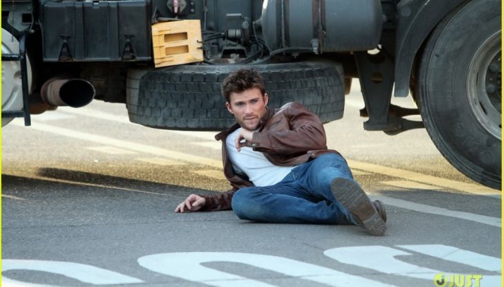 Overdrive, nel nuovo film sui motori la protagonista è una Ferrari 250 GTO - Foto 5 di 10