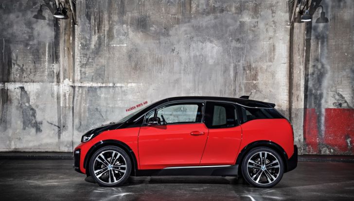 Nuova BMW i3 e i3s: l’elettrica diventa più aggressiva e tecnologica - Foto 14 di 20