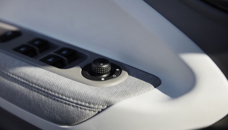 Le batterie esauste delle auto elettriche non verranno sprecate, serviranno alle ricariche - Foto 8 di 12