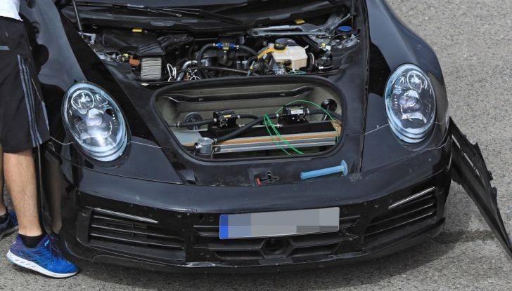 Nuova Porsche 911, nata al Nurburgring - Foto 2 di 14