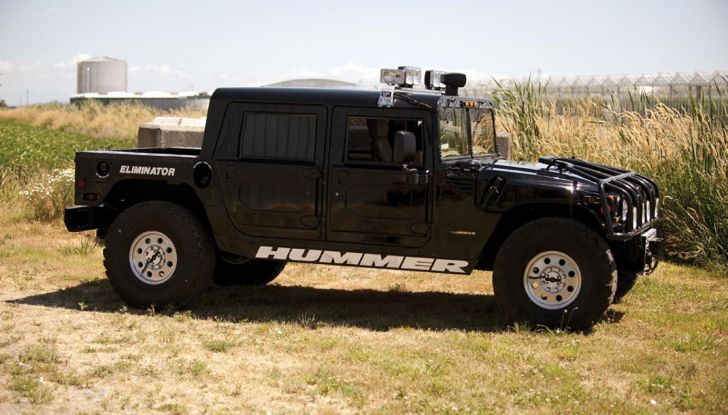 L’Hummer H1 del rapper Tupac sarà in vendita a 100.000 dollari - Foto 4 di 18