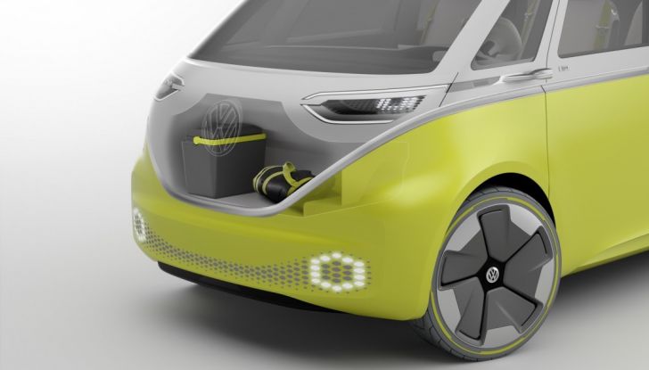 Volkswagen presenta I.D. BUZZ: il leggendario furgoncino hippie anni ’70 torna tra noi - Foto 6 di 10