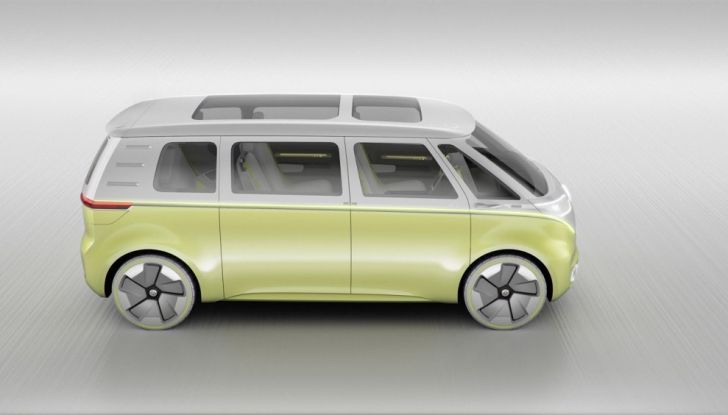 Volkswagen presenta I.D. BUZZ: il leggendario furgoncino hippie anni ’70 torna tra noi - Foto 9 di 10