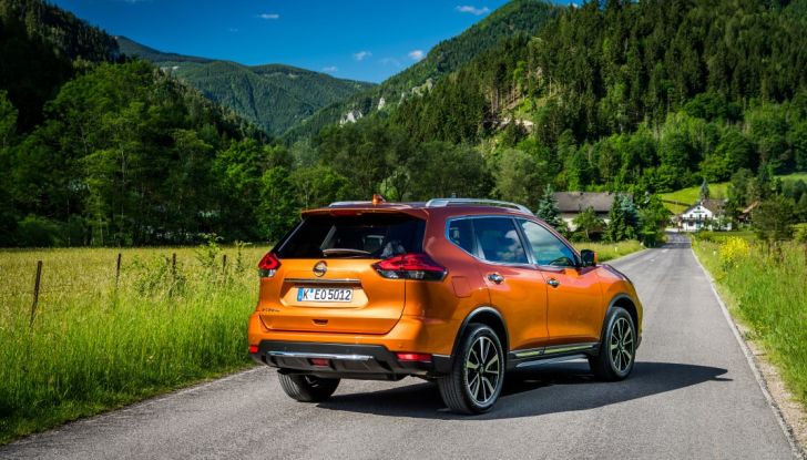 Nissan X-Trail 2018: Prova su strada, opinioni e dati tecnici del SUV 5 o 7 posti - Foto 7 di 36