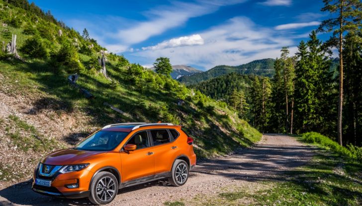 Nissan X-Trail 2018: Prova su strada, opinioni e dati tecnici del SUV 5 o 7 posti - Foto 21 di 36