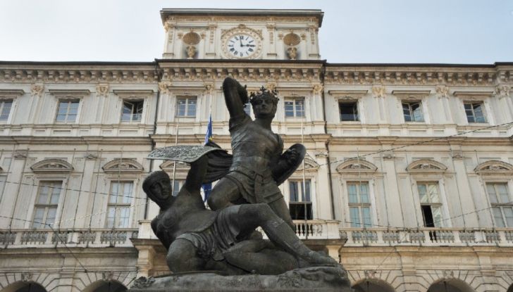 Strisce blu e ZTL: a Torino si paga in base al reddito - Foto 2 di 9